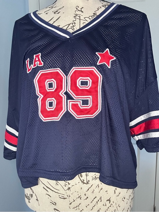 burlington Tops - Large Women’s LA 89 Cropped Jersey Tee